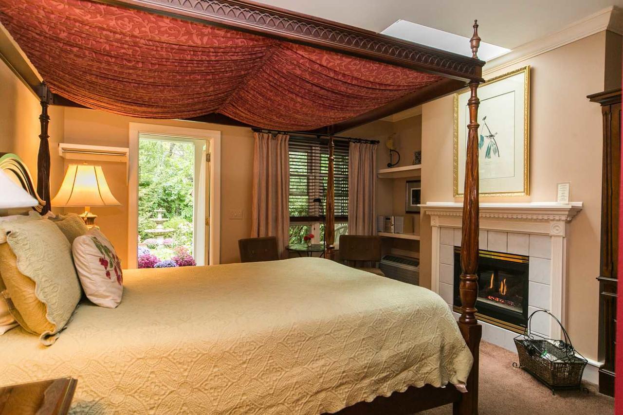 Hidden Garden Cottages & Suites Saugatuck Εξωτερικό φωτογραφία