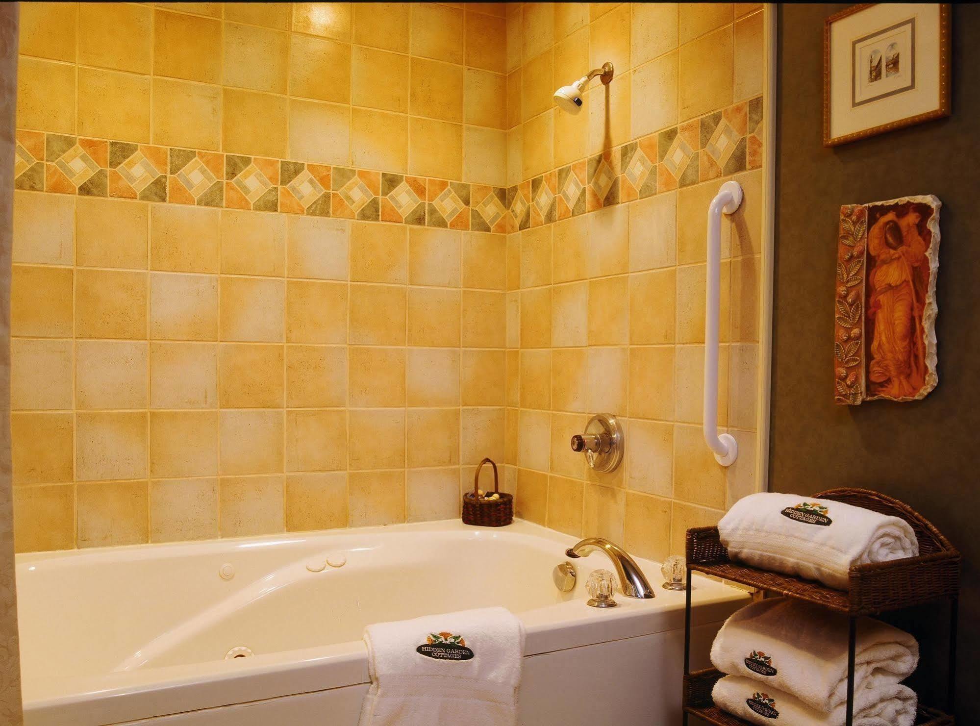 Hidden Garden Cottages & Suites Saugatuck Δωμάτιο φωτογραφία