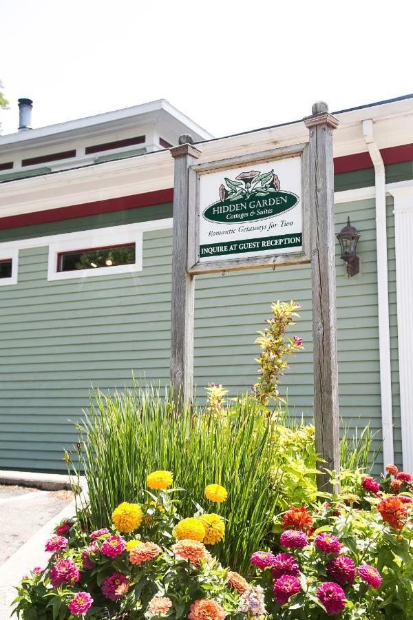 Hidden Garden Cottages & Suites Saugatuck Εξωτερικό φωτογραφία